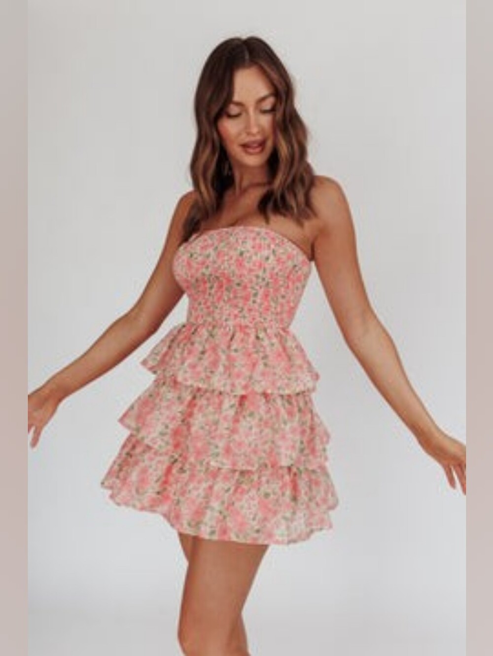 Selfie Leslie Pink Floral Shirred Strapless Tiered Ruffle Mini Dress M - Picture 1 of 5